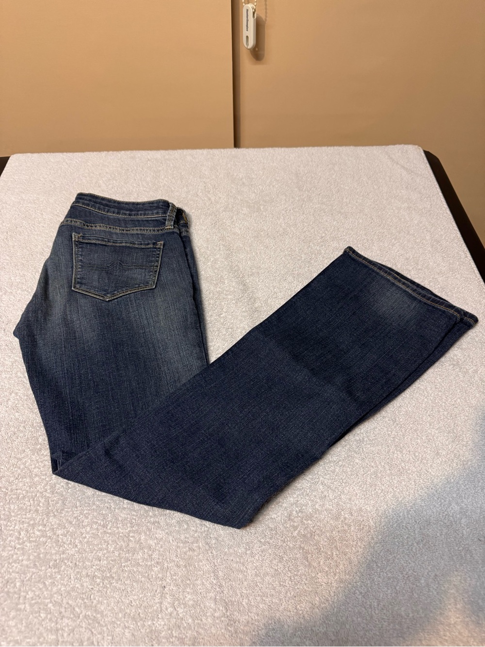Juniors Arizona Jean Company Bootcut Jeans. Size 1 Short